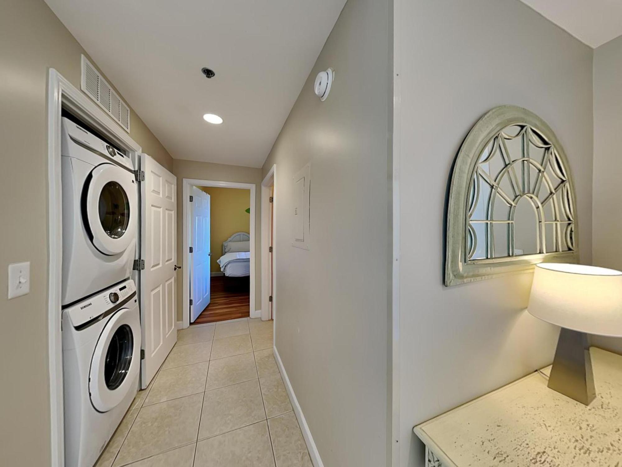 Splash1606e Apartment *
